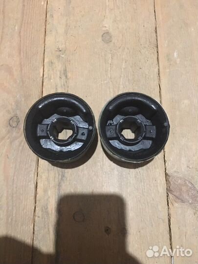 Сайлентблоки Lemforder 2971001