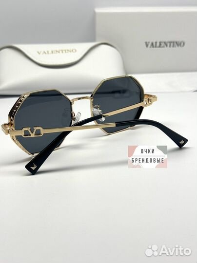 Солнечные очки valentino женские