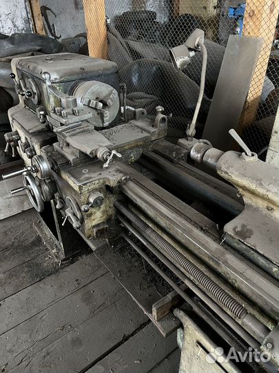Токарный станок по металлу