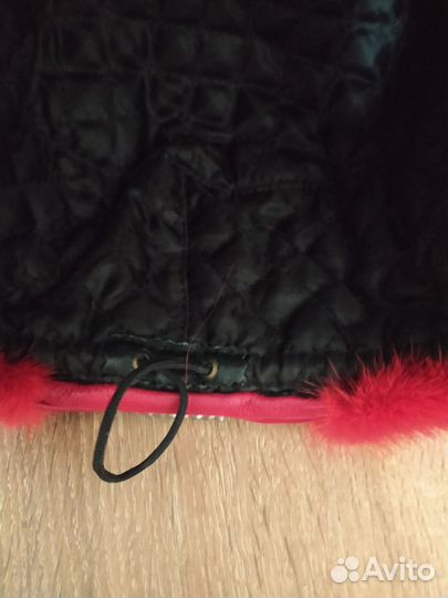 Шапка норковая алая