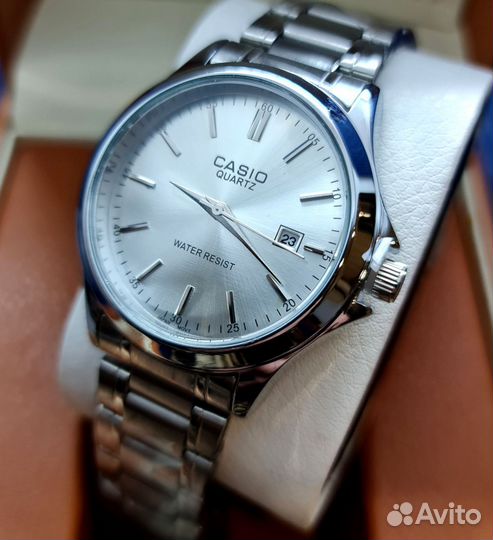 Кварцевые часы Casio