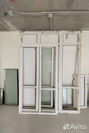 Окна пластиковые витражные и балконные двери - б/у