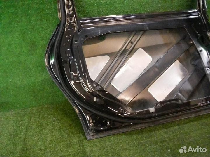 Дверь задняя левая Mercedes-Benz S-Class