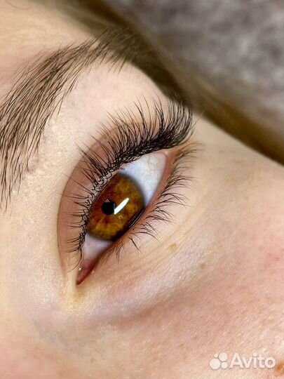 Адаптированное наращивание ресниц