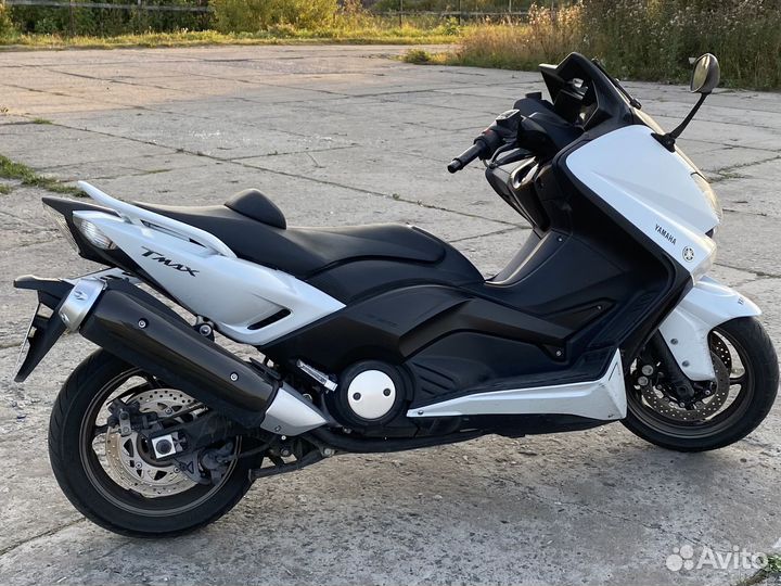 Yamaha tmax 530