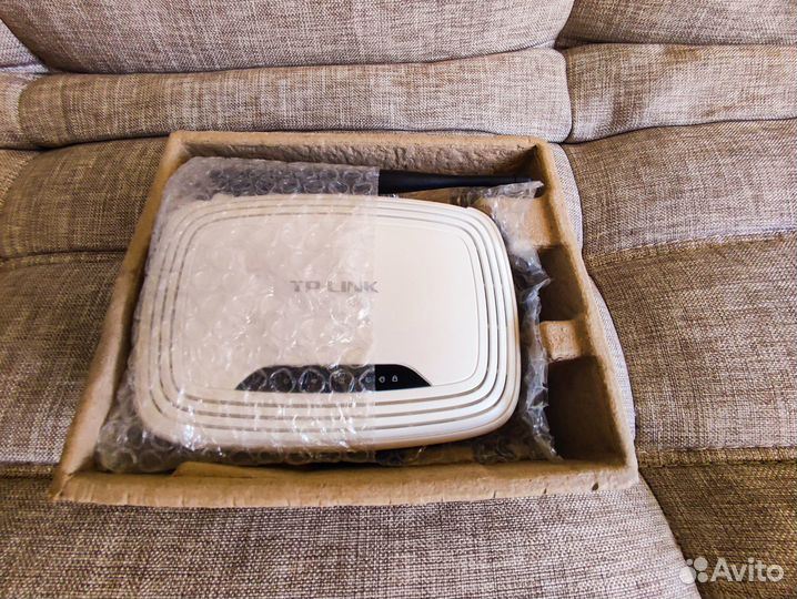 Wi-Fi роутер TP-link TL-WR740N