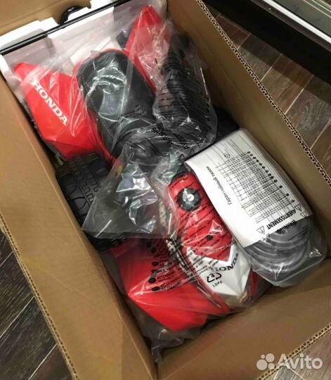 Абсолютно новый электромобиль детский. Honda