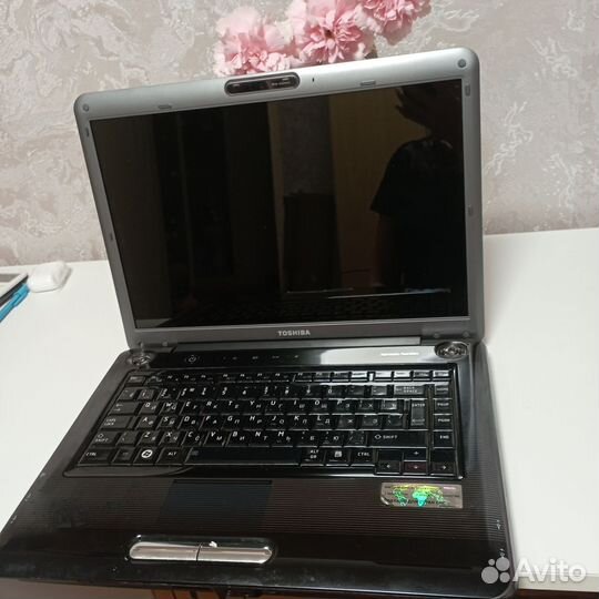 Ноутбук Toshiba на запчасти