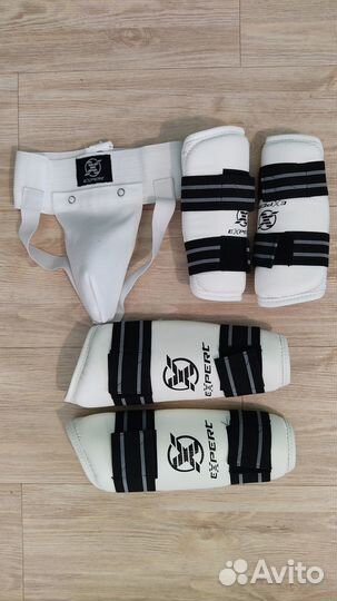 Щитки для единоборств