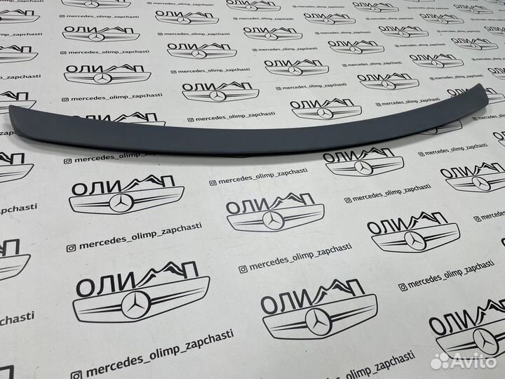 Спойлер на крышку багажника Mercedes W218