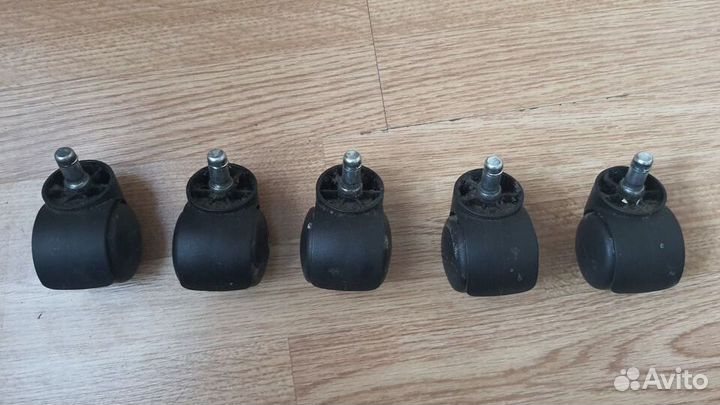 Набор колес для стула