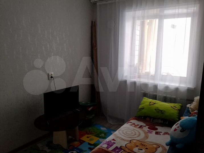 2-к. квартира, 47 м², 1/3 эт.