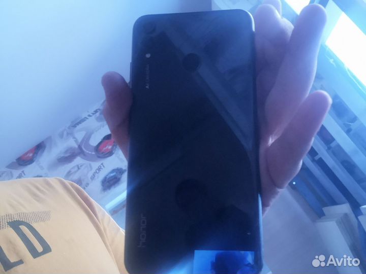 Телефон
