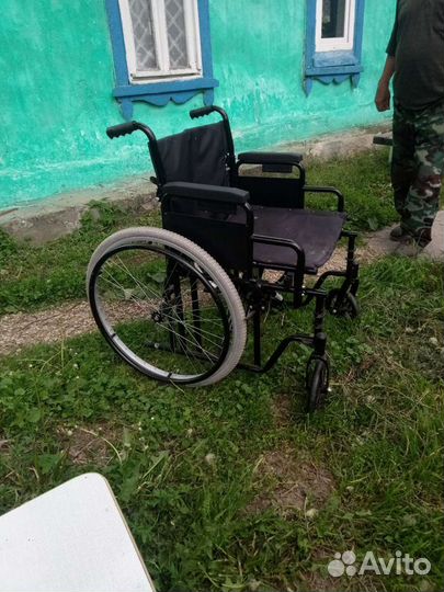 Коляска инвалидная