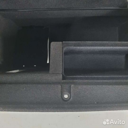 Бардачок BMW 6 F06/F12/F13 2015г. 9229946