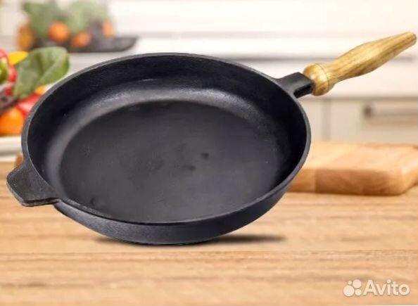 Сковородка чугунная