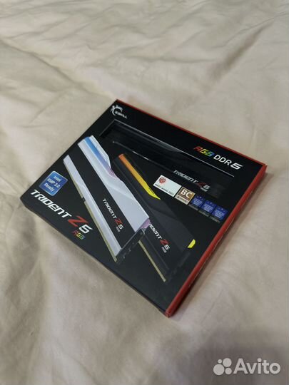 DDR5 G.Skill Trident Z5 RGB 32GB (2x16GB) 6400 CL3