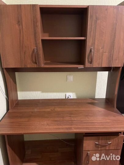 Стол для школьника бу