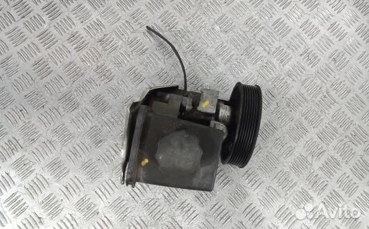 Насос гу бензиновый mercedes benz C-class W204 (LD