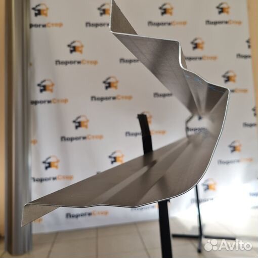 Кузовные пороги FAW Vita ремонтные левый