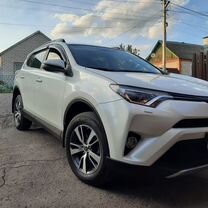 Toyota RAV4 2.0 CVT, 2017, 86 000 км, с пробегом, цена 2 990 000 руб.