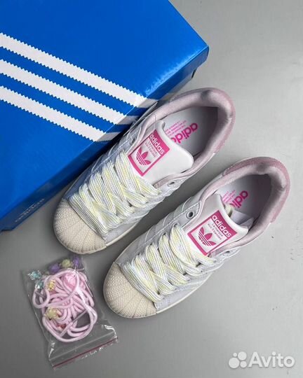 Кроссовки Adidas Special белые