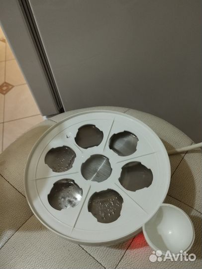 Яйцеварка Tristar EK-3074