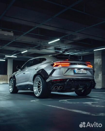 Кованые диски R22 5x130 на Lamborghini Urus