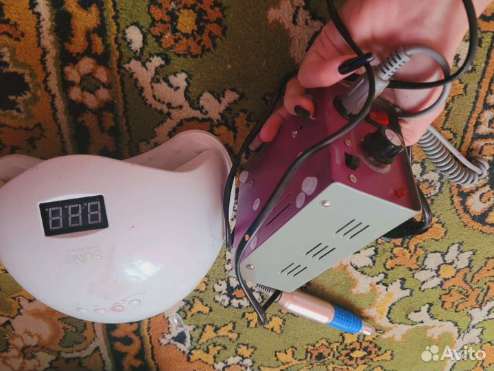 Уф лампа для ногтей и аппарат