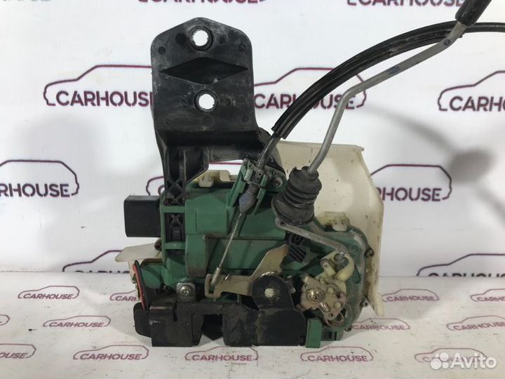 Замок двери передний правый Volkswagen Passat B5+