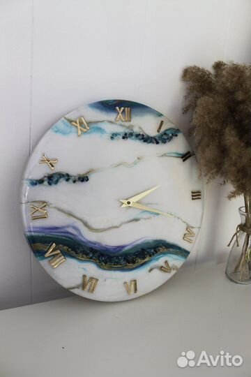 Часики из эпоксидной смолы