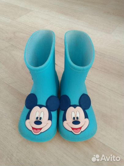 Резиновые сапоги