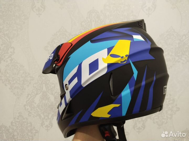 Шлем кроссовый /эндуро