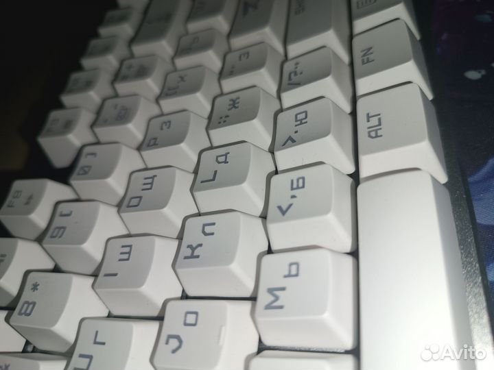 Механическая клавиатура белая 100