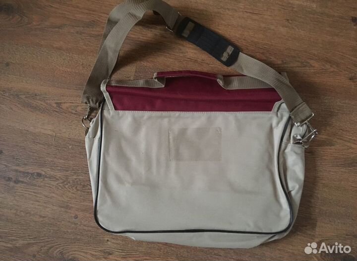 Новая сумка для ноутбука или документов
