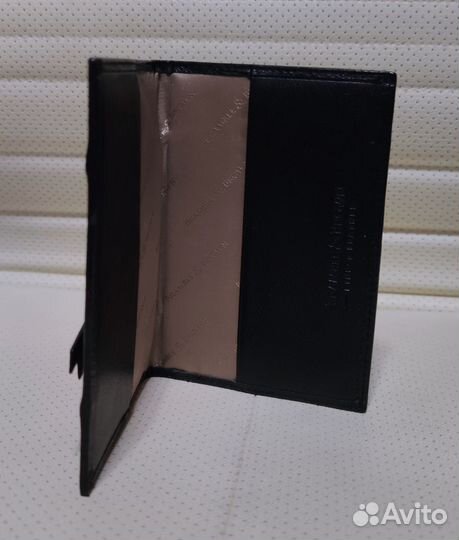 Обложка на паспорт Вramble Вrown женская кожа New