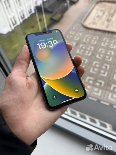 iPhone X, 64 ГБ
