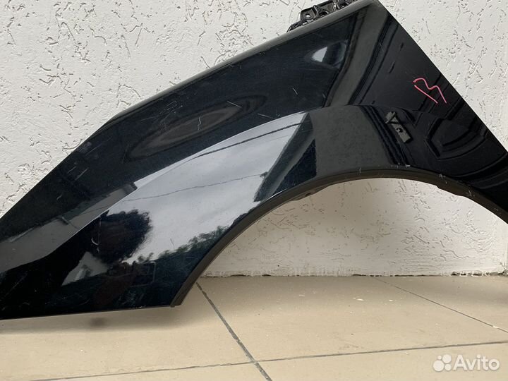 Крыло на peugeot 308