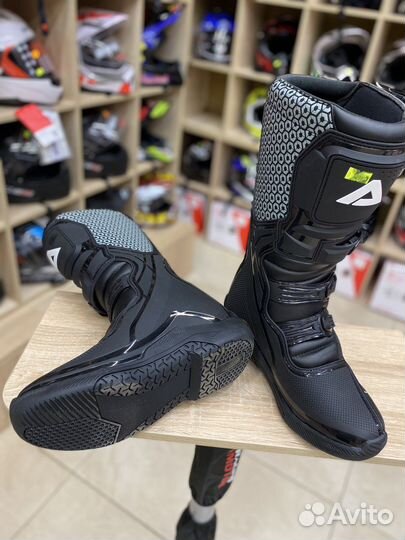 Высокие мотоботы для кросса эндуро Ataki