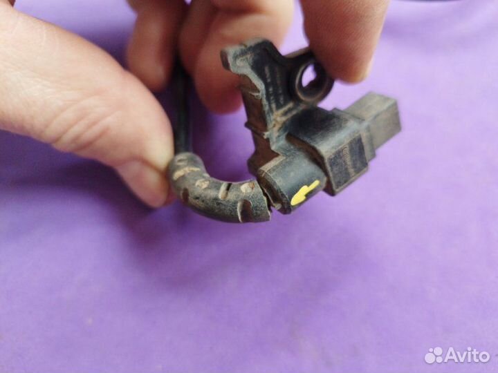 Датчик абс abs задний левый Peugeot 408 4D