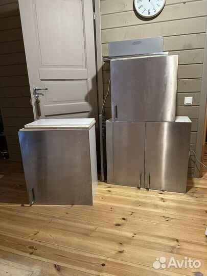 Шкаф навесной IKEA