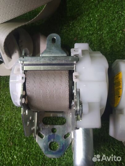 Ремни безопасности передние Toyota Camry