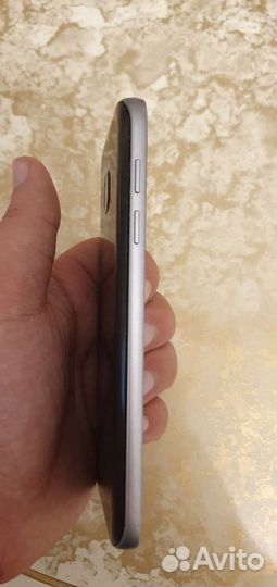 Телефон Samsung galaxy s7