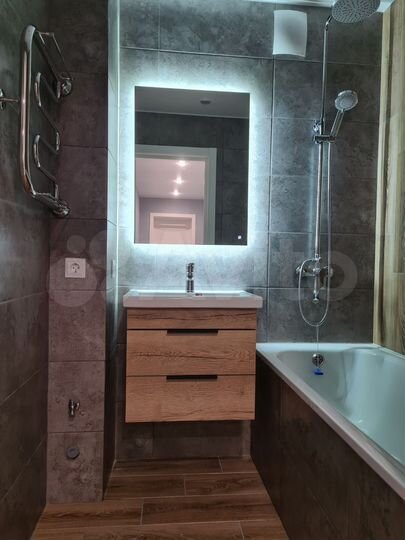 2-к. квартира, 56 м², 3/8 эт.