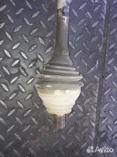 Привод левый Фольксваген Джетта 6 1.4 caxa дсг