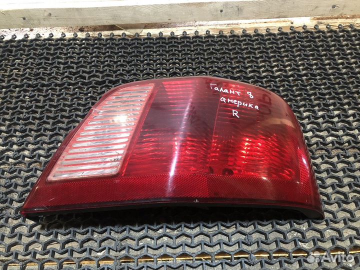 Фонарь задний правый Галант 8 Америка