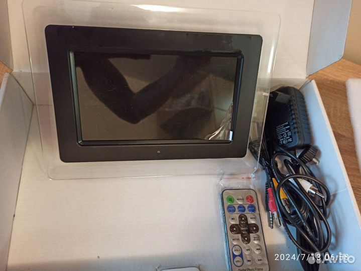 Цифровая фоторамка новая