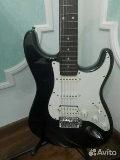 Электрогитара