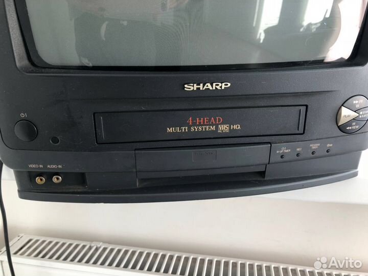 Телевизор Sharp винтаж двойка с видеомагнитофоном