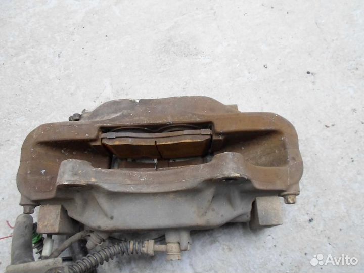 Суппорт передний левый Land Rover Range Rover Spor